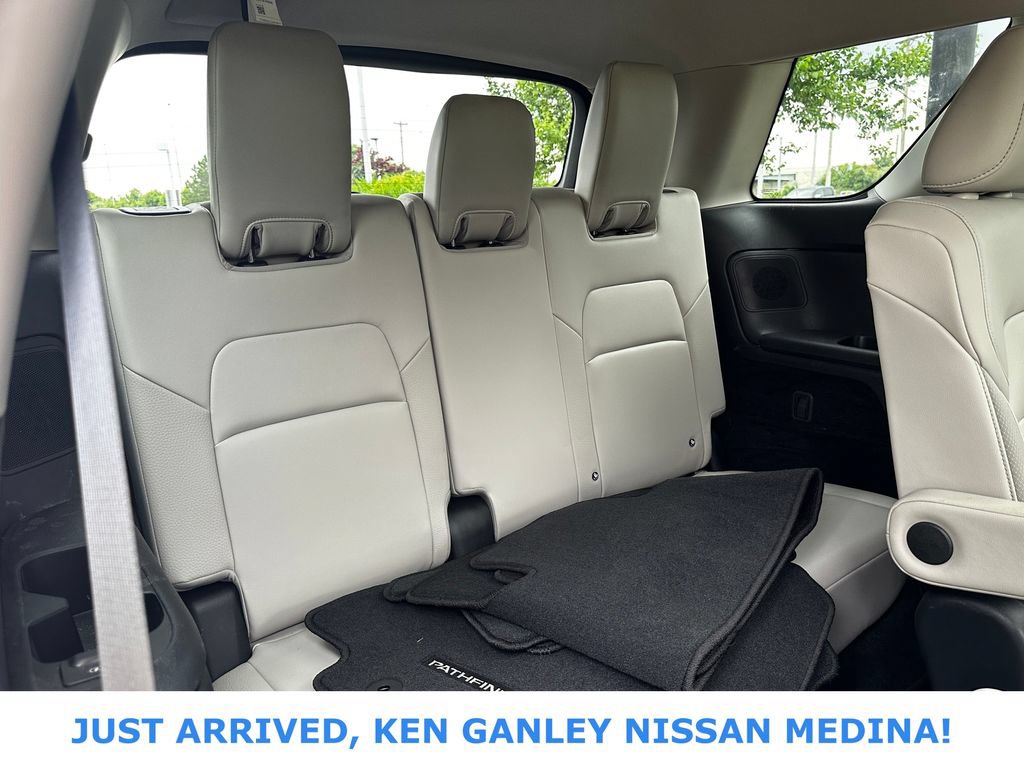 Certified 2023 Nissan Pathfinder SL w/ SL Premium Package AWD/4WD image 21