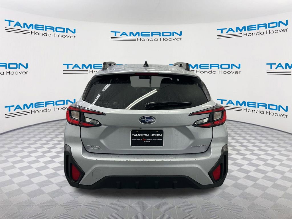 Used 2025 Subaru Crosstrek 2.0i Premium AWD/4WD image 4
