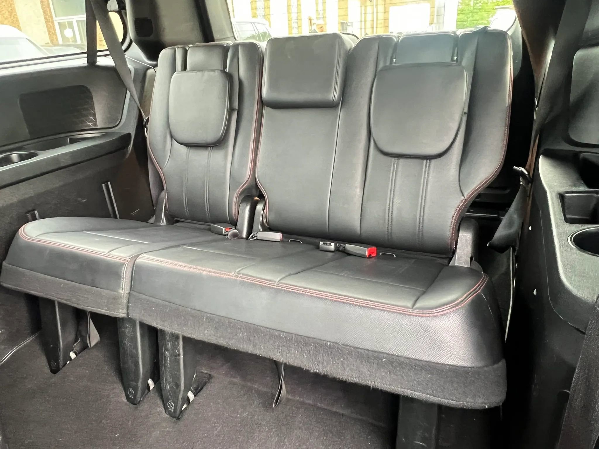 Used 2016 Dodge Grand Caravan R/T FWD image 12