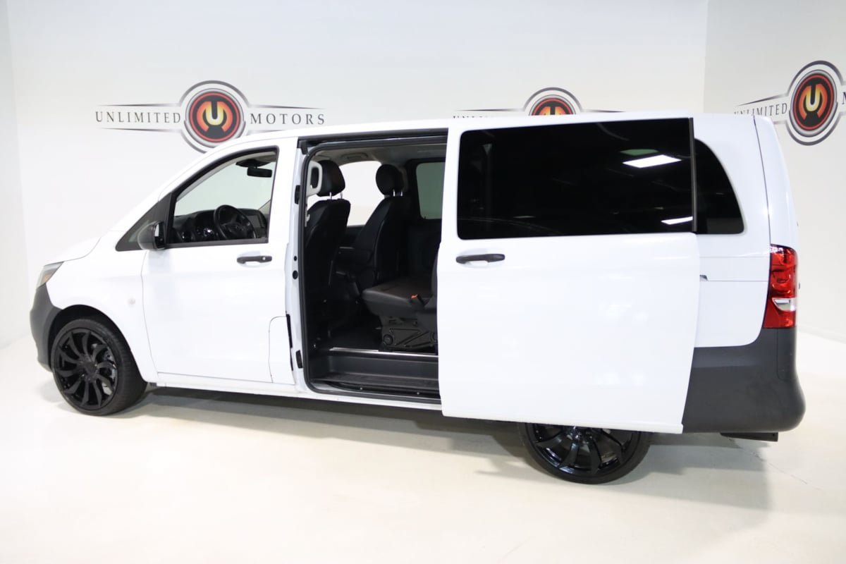 Used 2023 Mercedes-Benz Metris Passenger image 27