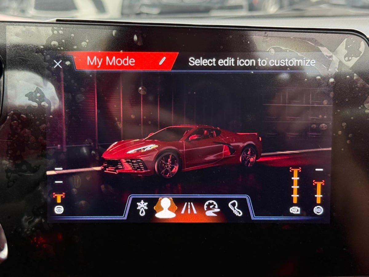 Used 2024 Chevrolet Corvette Stingray Premium Conv w/ 3LT RWD image 44