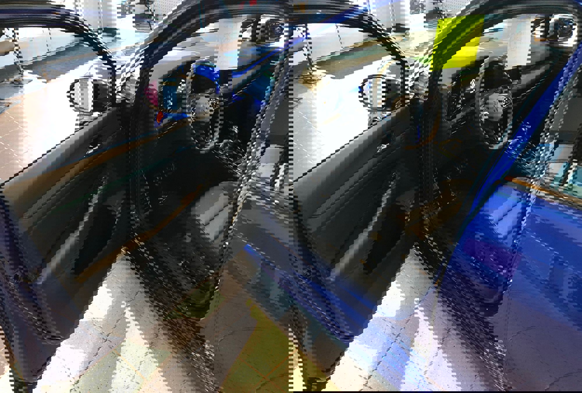 New 2024 Volkswagen Golf R image 11