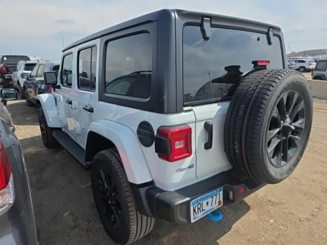 Used 2023 Jeep Wrangler Unlimited Sahara w/ Cold Weather Group image 6