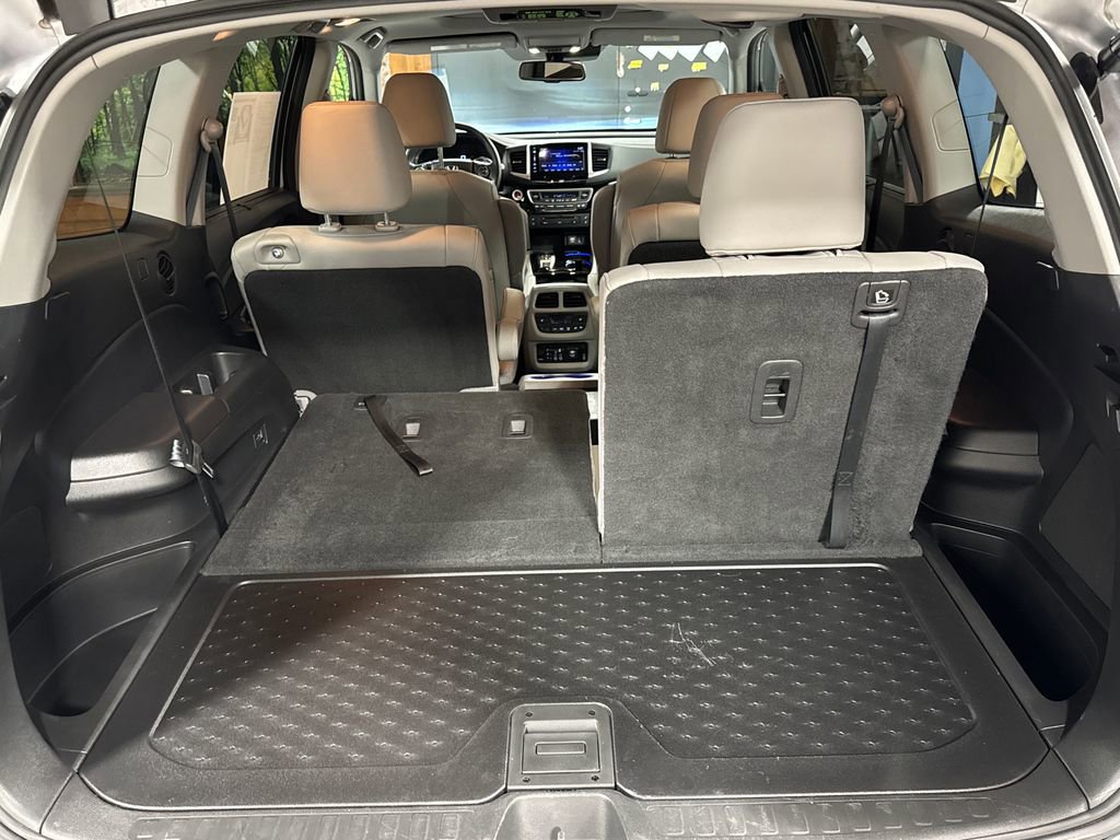 Used 2016 Honda Pilot Elite image 29
