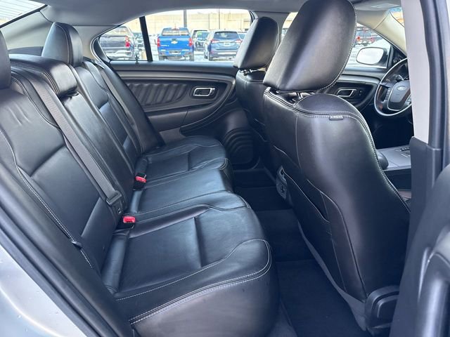 Used 2010 Ford Taurus SEL image 16