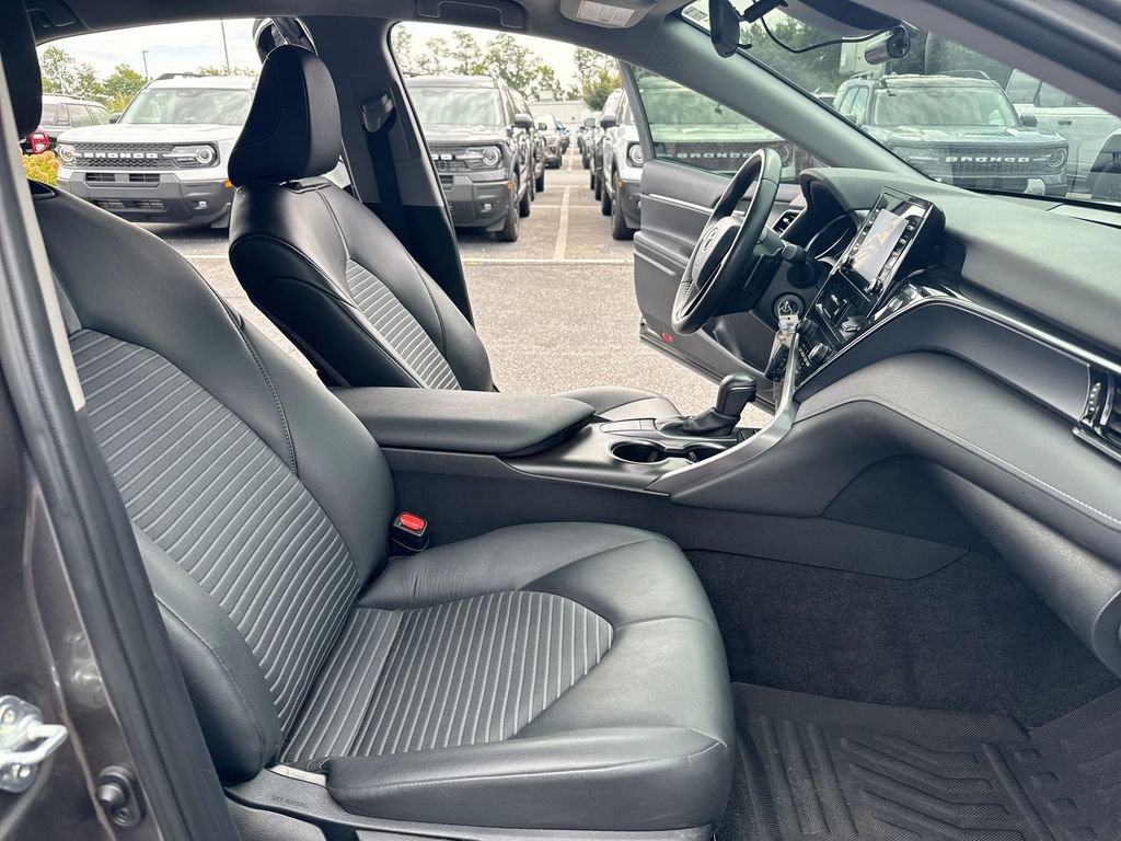 Used 2024 Toyota Camry SE FWD image 21