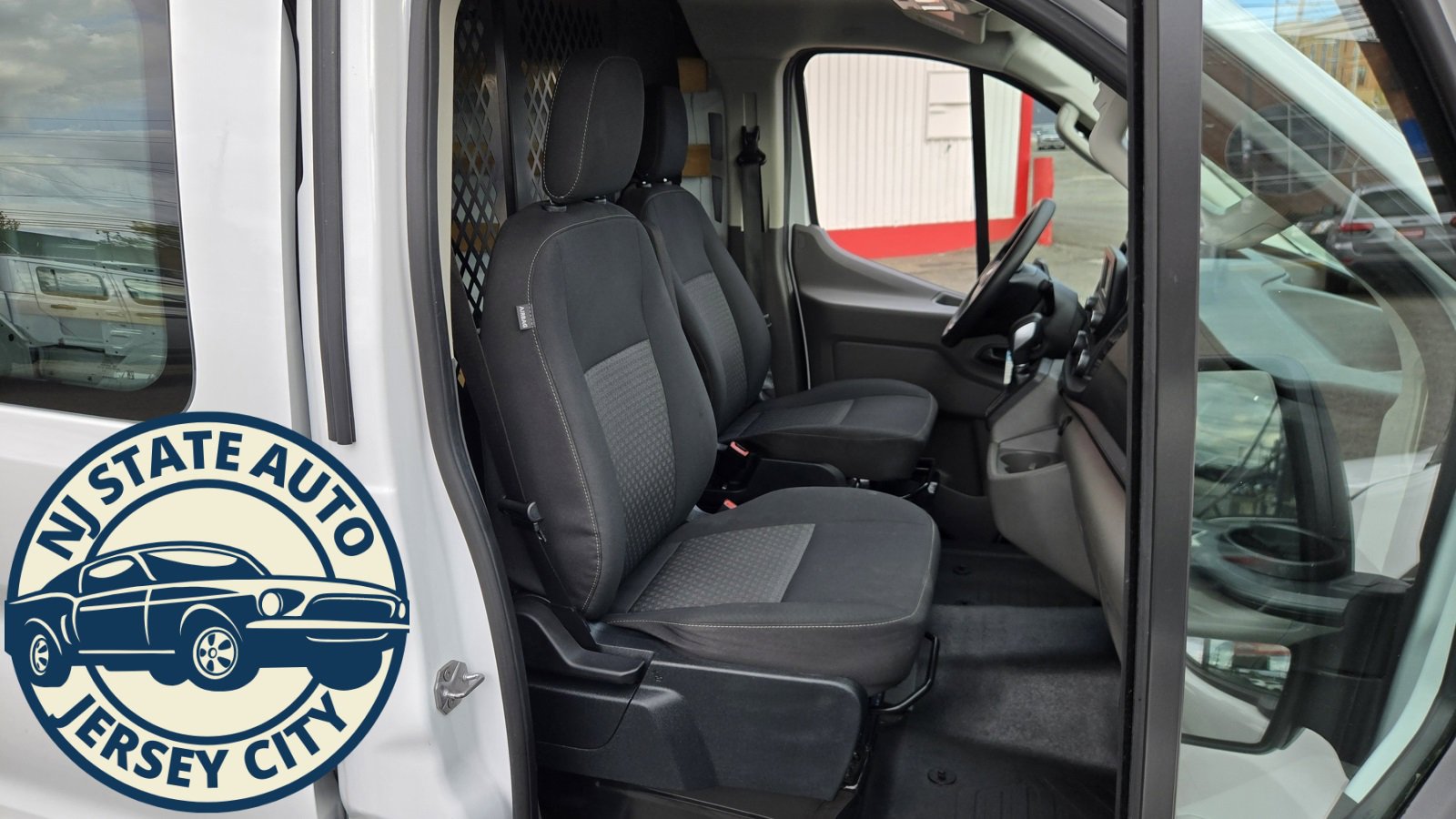 Used 2023 Ford Transit 250 Low Roof w/ Exterior Upgrade Package image 25