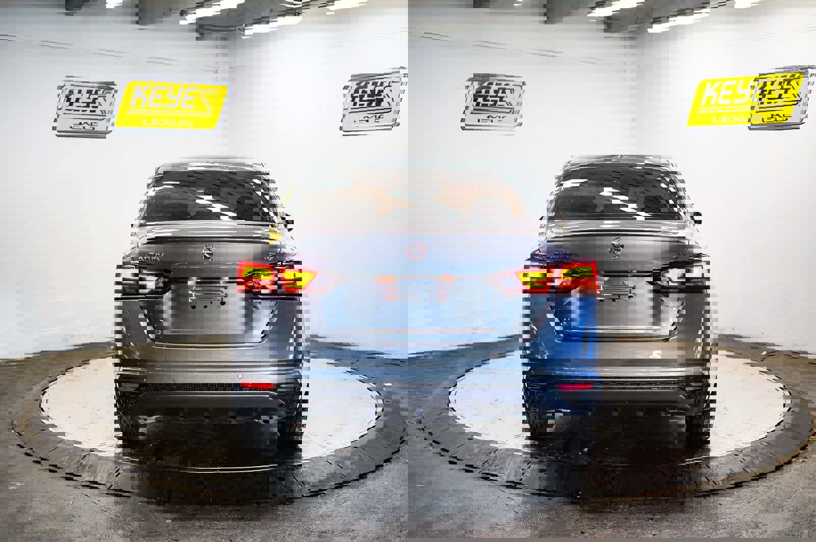 Used 2022 Nissan Altima 2.5 SV image 3