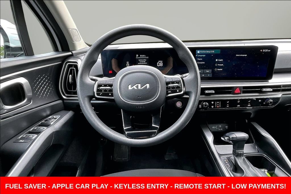 Used 2024 Kia Sorento LX FWD image 8