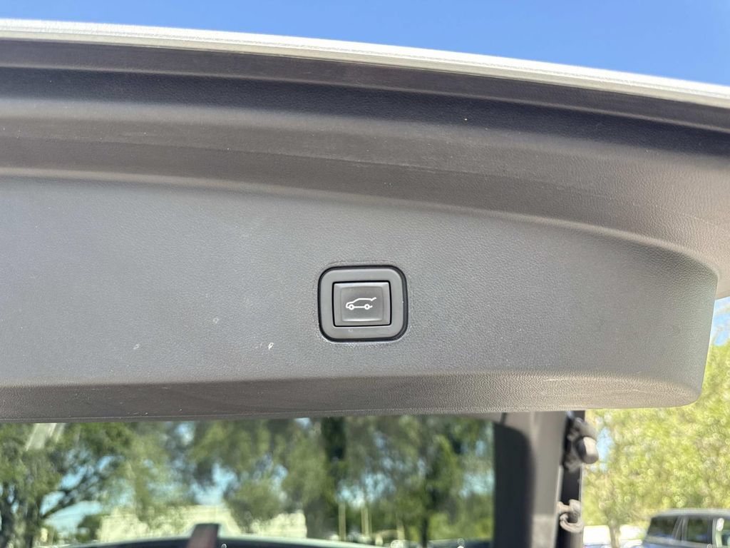 Certified 2024 Cadillac Lyriq Tech AWD/4WD image 11