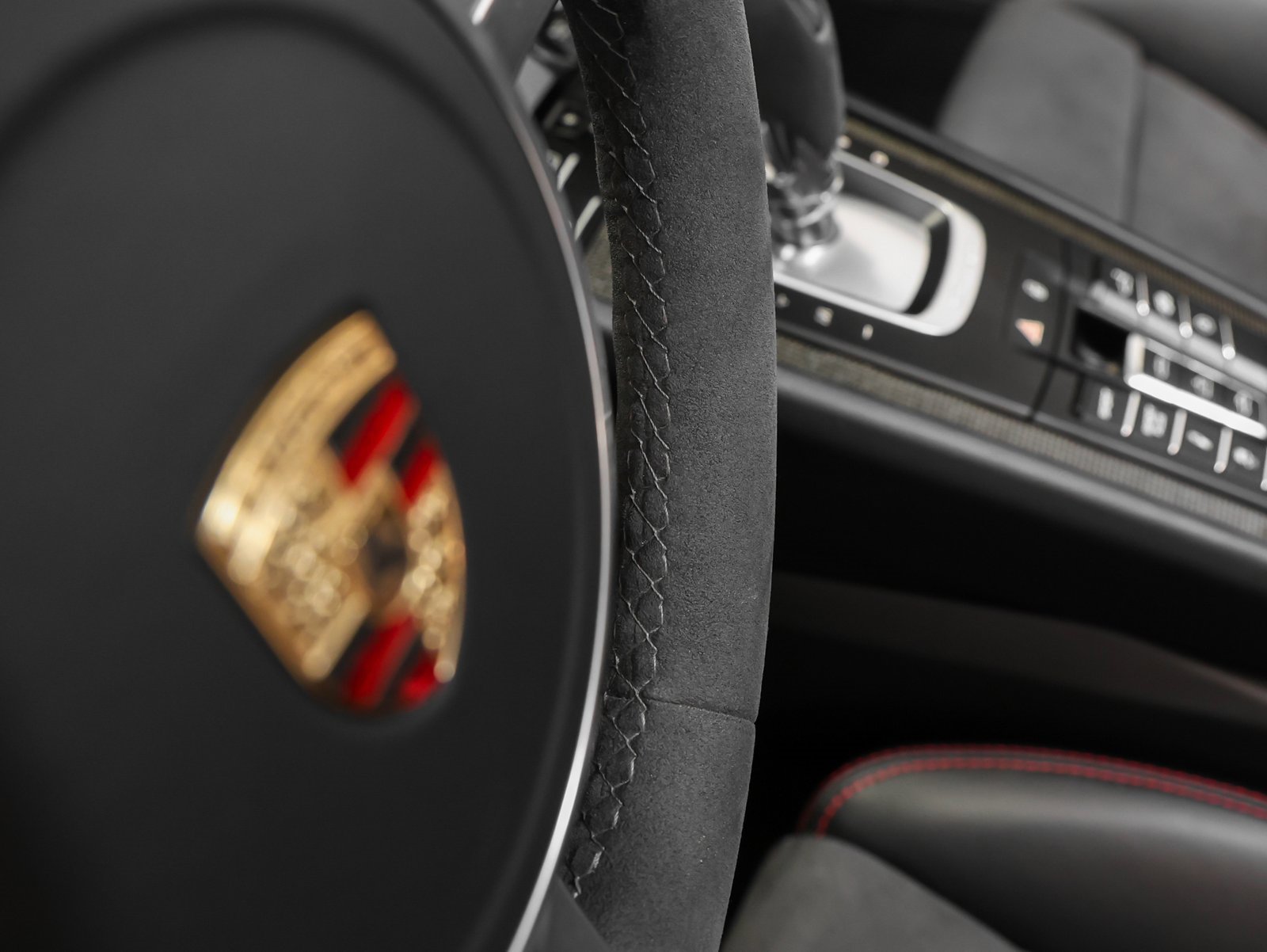 Used 2015 Porsche 911 Carrera GTS image 38