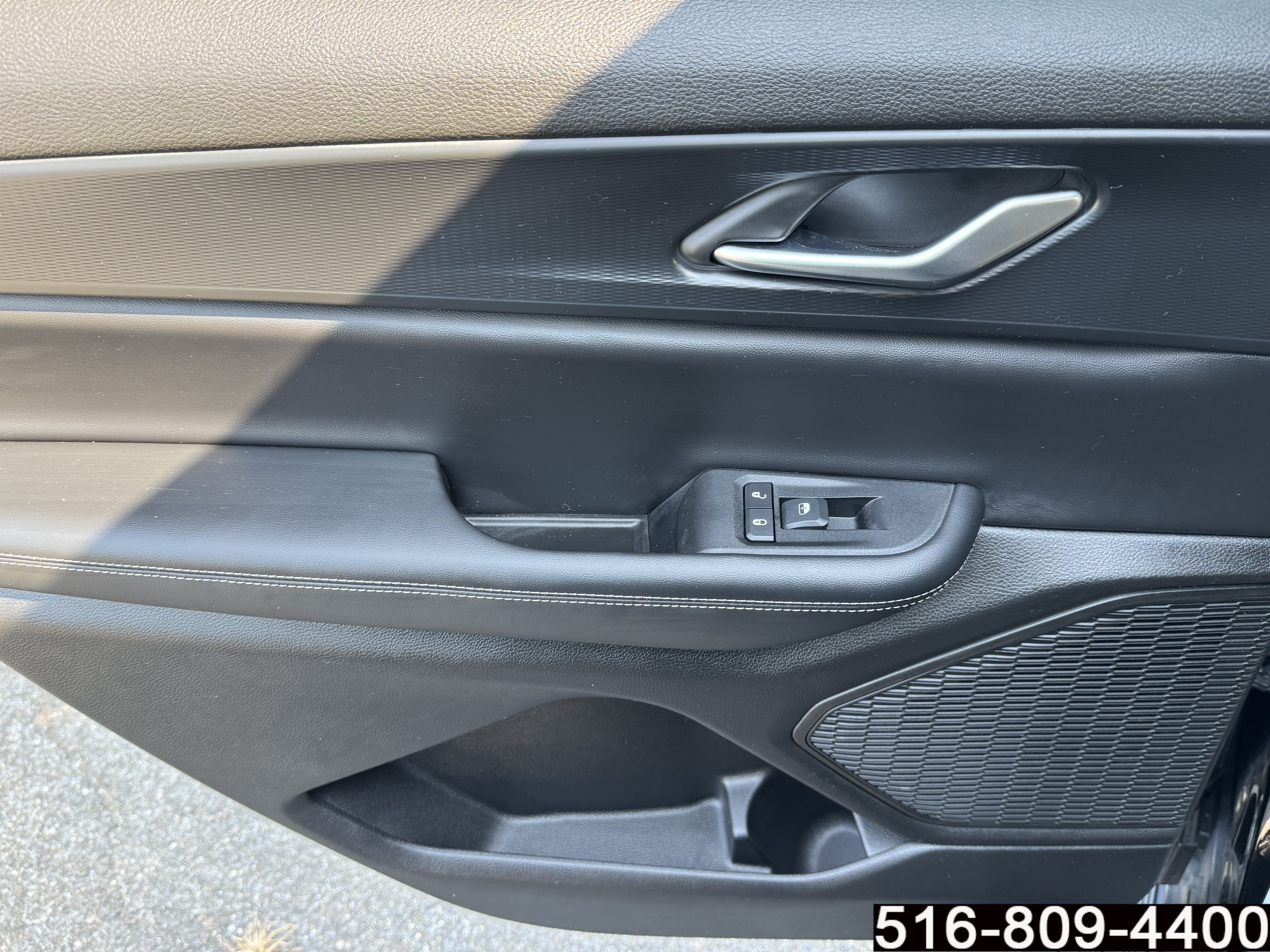 Used 2024 Jeep Grand Cherokee L Laredo AWD/4WD image 38