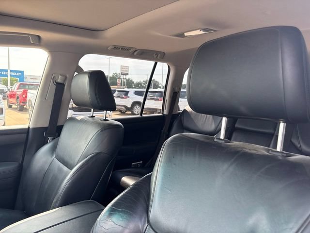 Used 2011 Lexus LX 570 4WD image 11