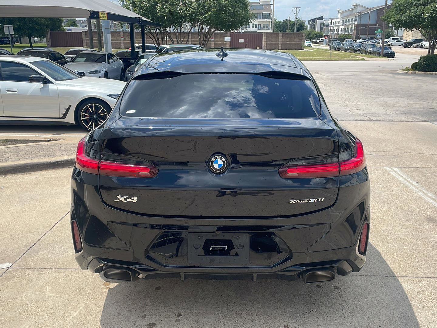 Certified 2024 BMW X4 xDrive30i w/ Premium Package AWD/4WD image 9