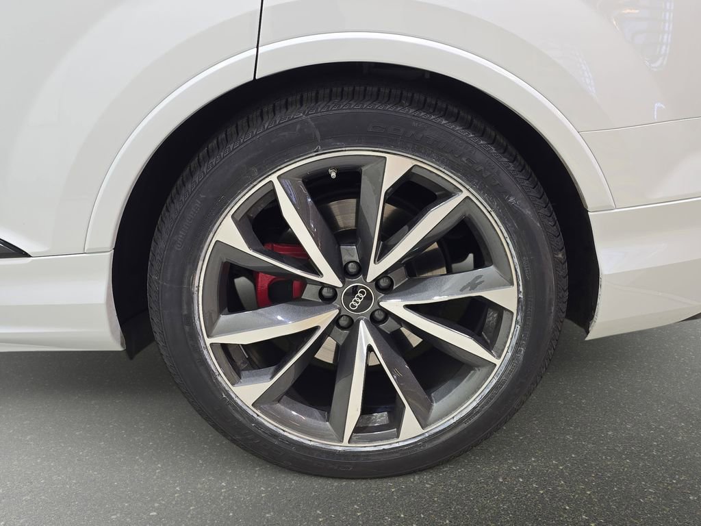 Used 2023 Audi SQ7 Prestige AWD/4WD image 36