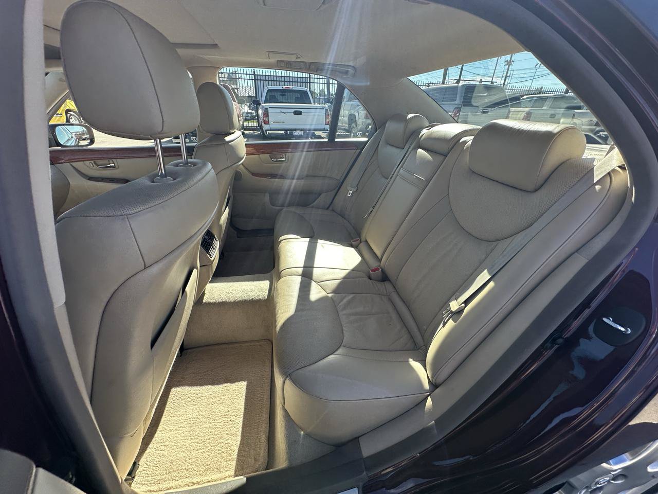 Used 2006 Lexus LS 430 w/ Modern Luxury Pkg RWD image 49