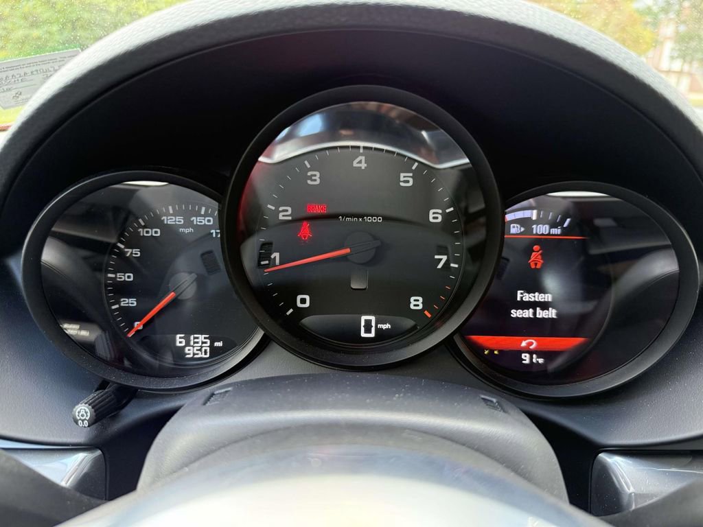 Used 2024 Porsche 718 Cayman image 32