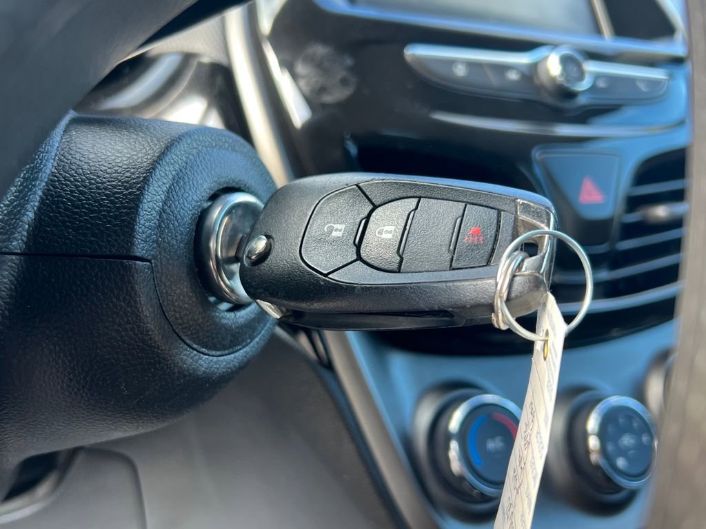 Used 2022 Chevrolet Spark LT image 23