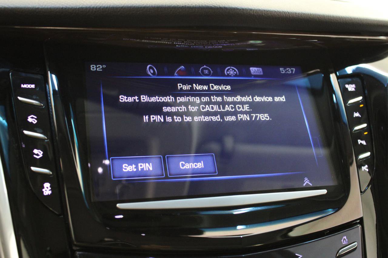 Used 2018 Cadillac Escalade Premium Luxury image 63