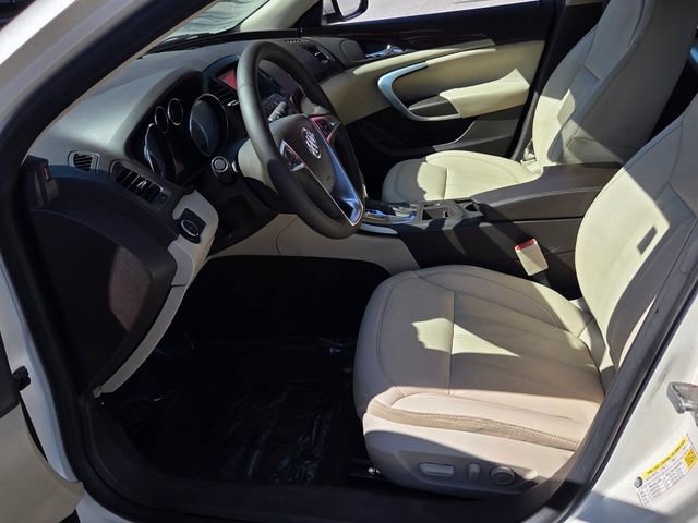 Used 2013 Buick Regal Premium image 9