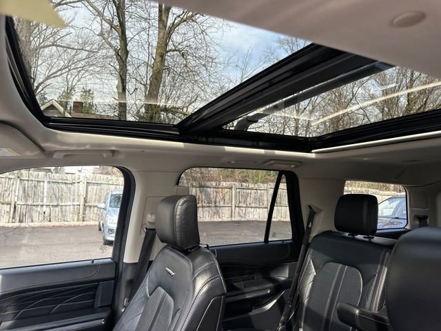 Used 2020 Ford Expedition Platinum image 15