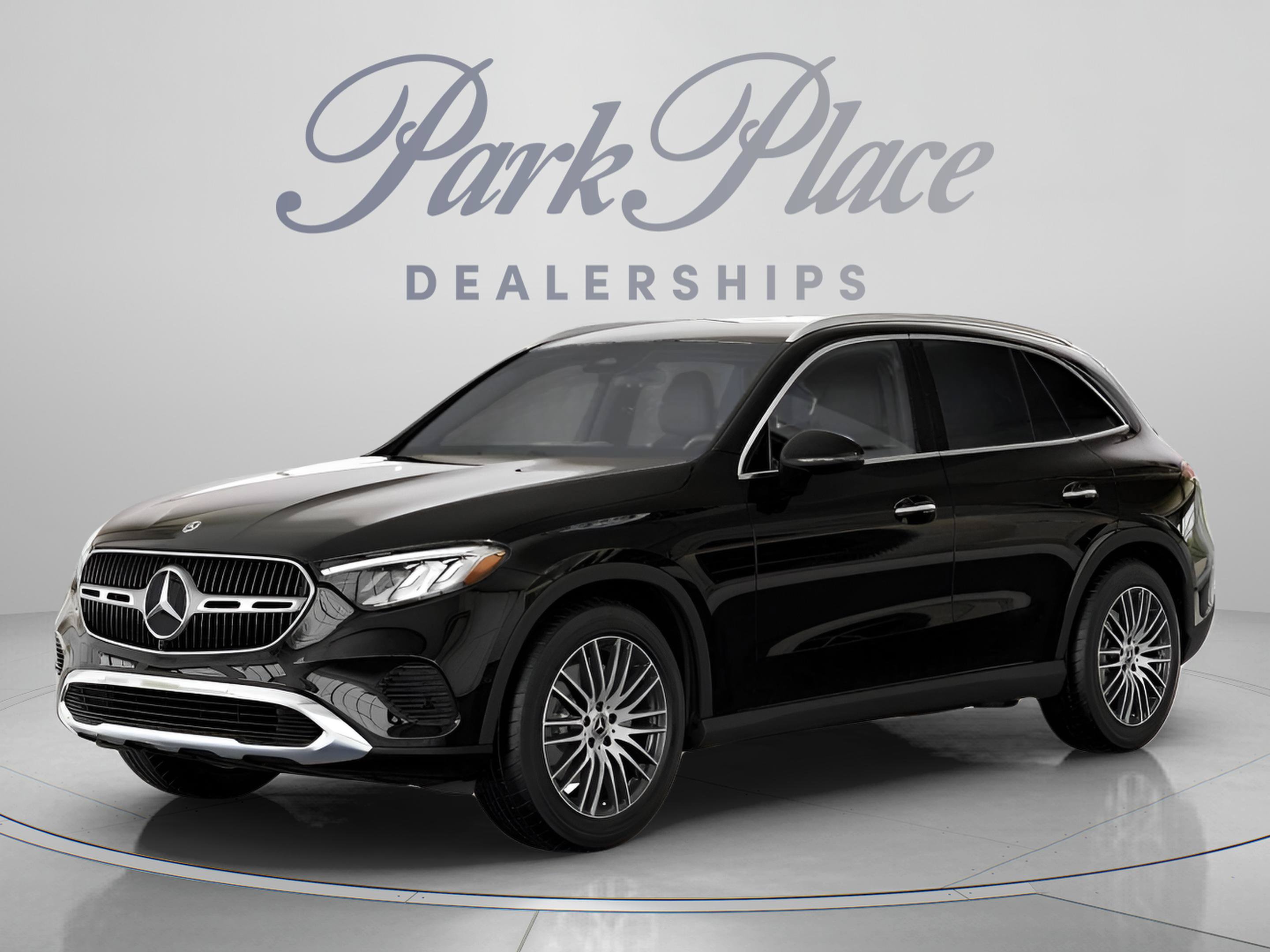 Used 2026 Mercedes-Benz GLC 300 image 1