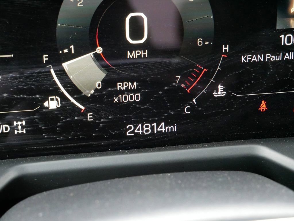 Used 2025 GMC Acadia Elevation w/ Elevation Premium Package image 27