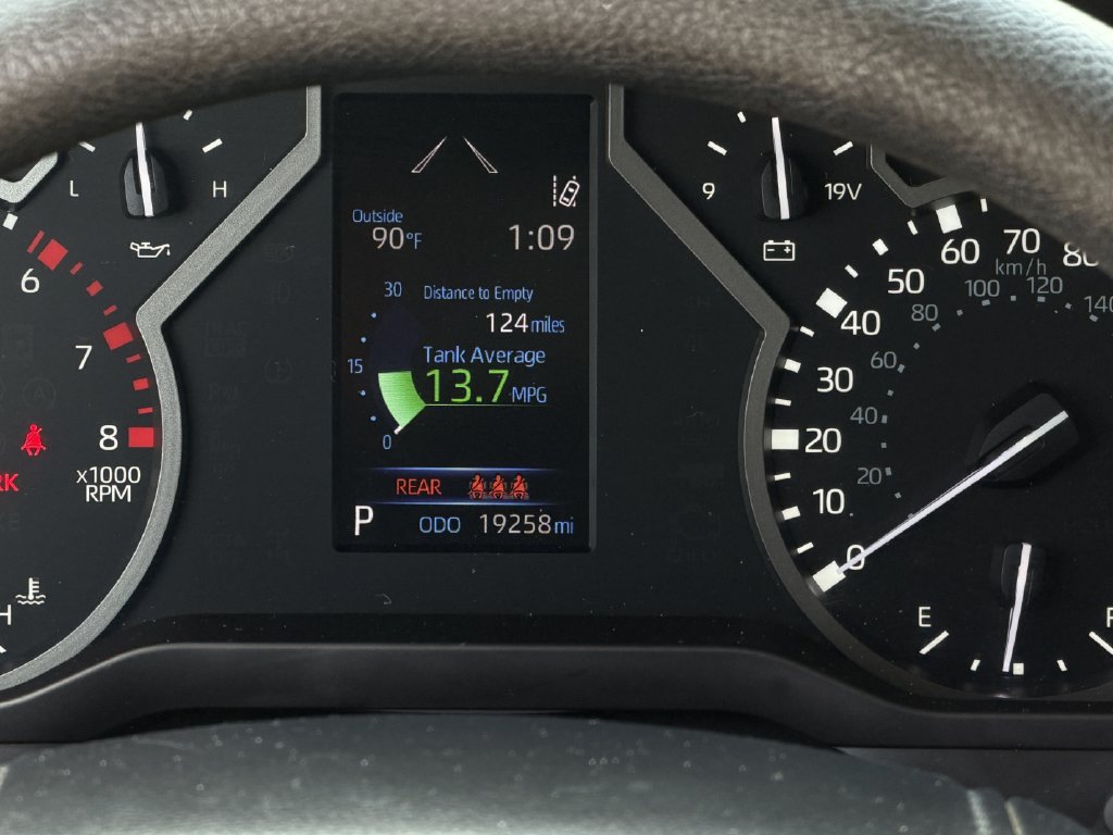 Used 2024 Toyota Tundra SR5 AWD/4WD image 17