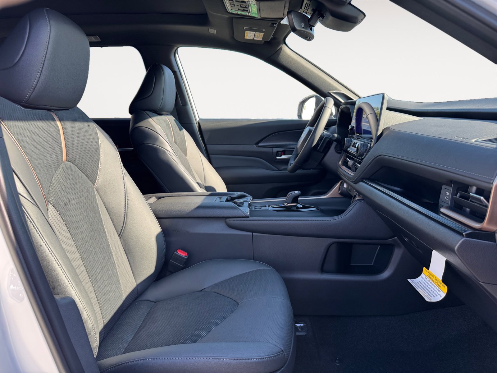 New 2026 Toyota Grand Highlander AWD Hybrid image 17