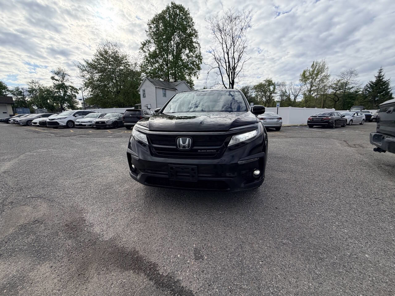 Used 2020 Honda Pilot Black Edition image 3