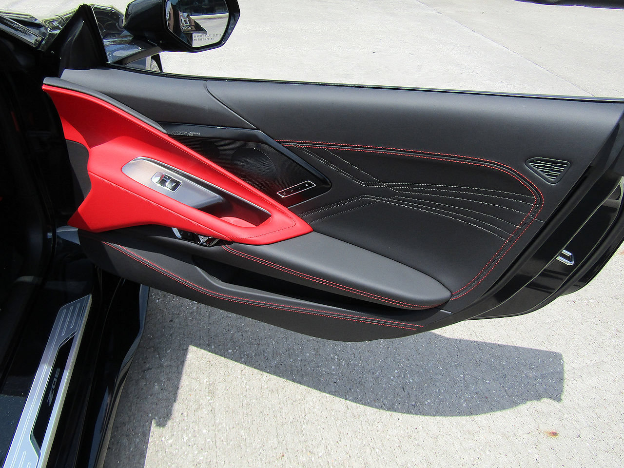 Used 2024 Chevrolet Corvette Z06 w/ Z07 Performance Package RWD image 14