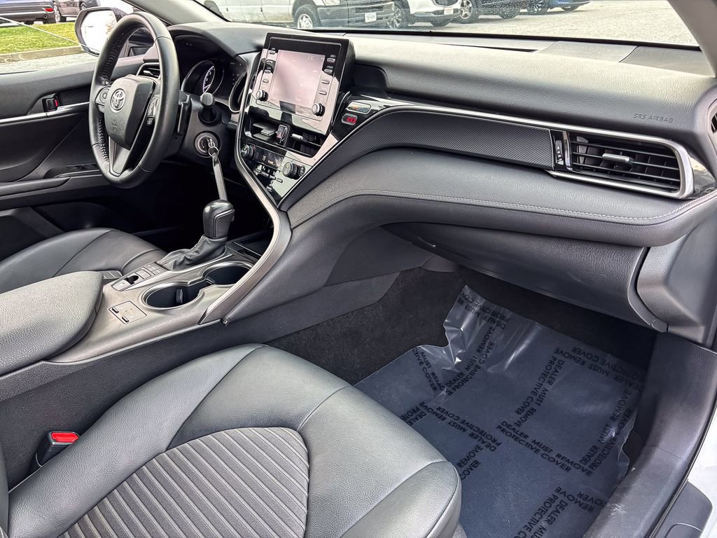 Used 2022 Toyota Camry SE image 35