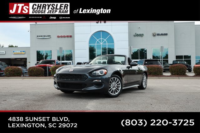 Used 2017 FIAT 124 Spider Classica RWD image 1