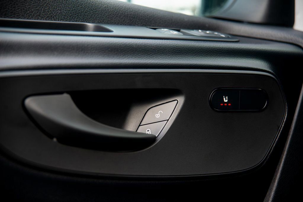 Used 2025 Mercedes-Benz Sprinter 2500 image 24