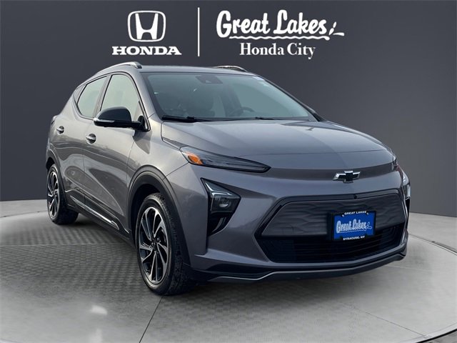 Used 2023 Chevrolet Bolt EUV Premier w/ Sun & Sound Package image 1