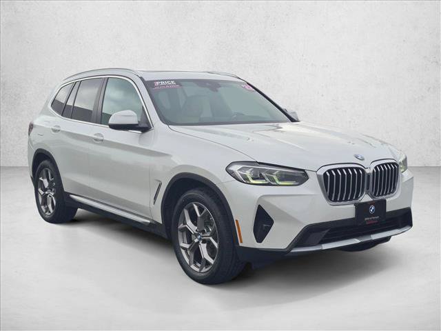 Used 2022 BMW X3 xDrive30i w/ Convenience Package AWD/4WD image 3