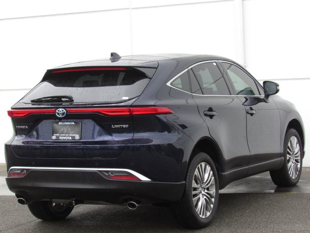 Certified 2024 Toyota Venza Limited image 6