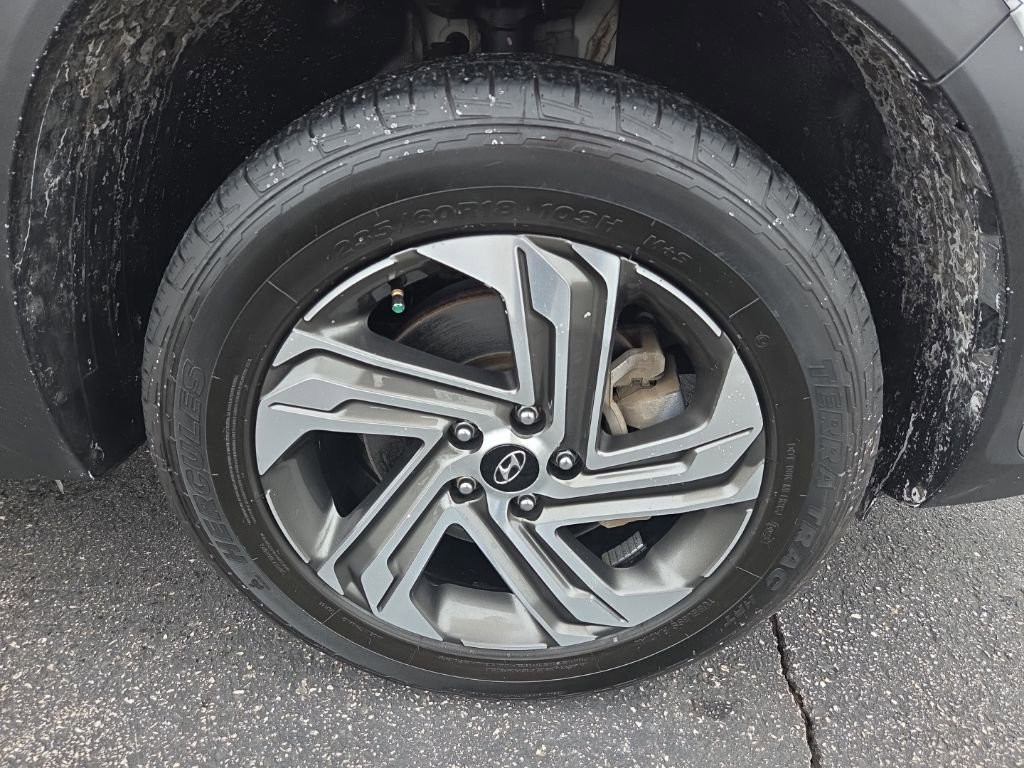 Used 2023 Hyundai Santa Fe SEL image 16