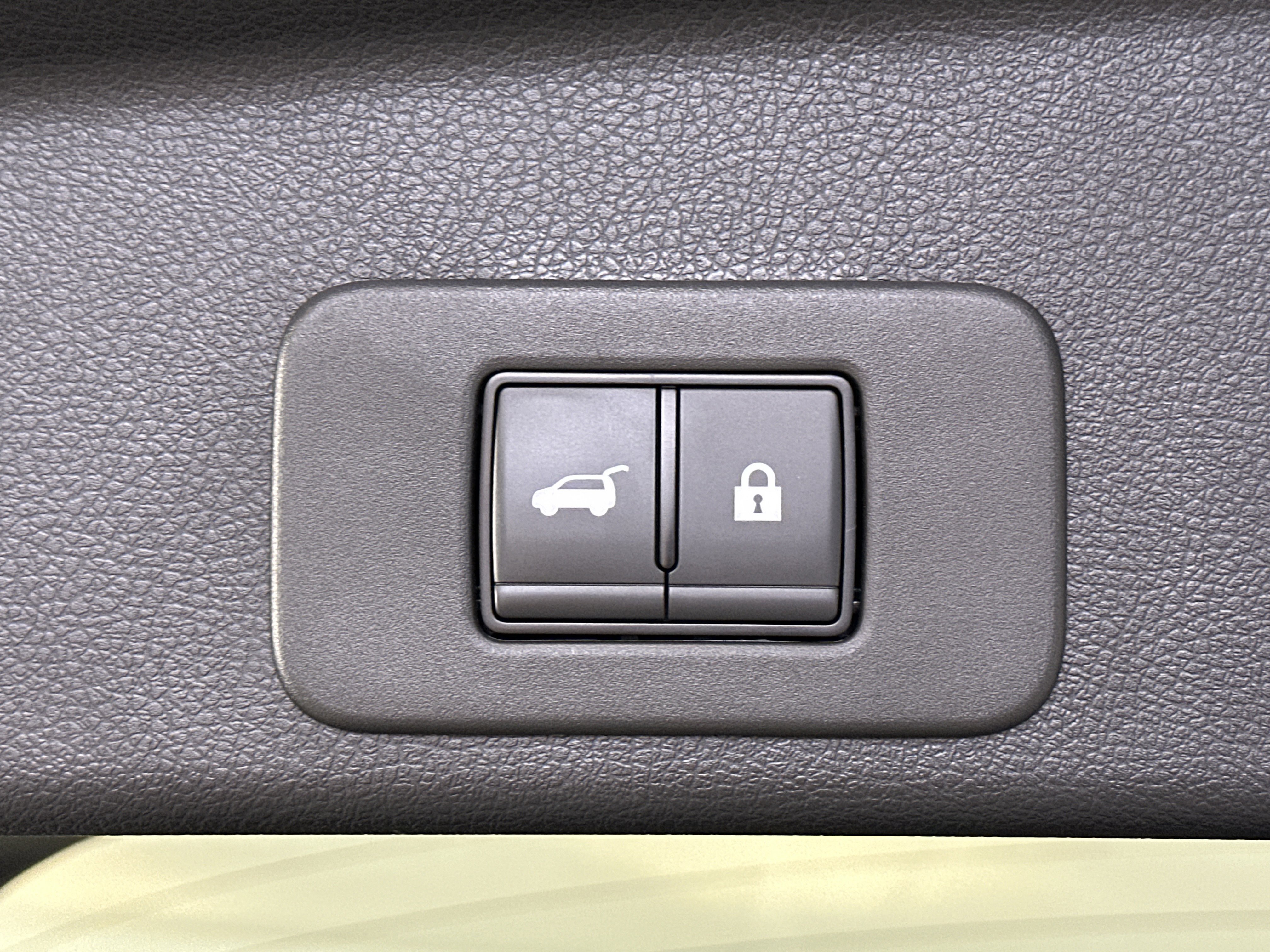 Certified 2025 Nissan Murano SL image 15