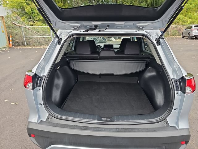 Used 2024 Toyota Corolla Cross LE AWD/4WD image 28