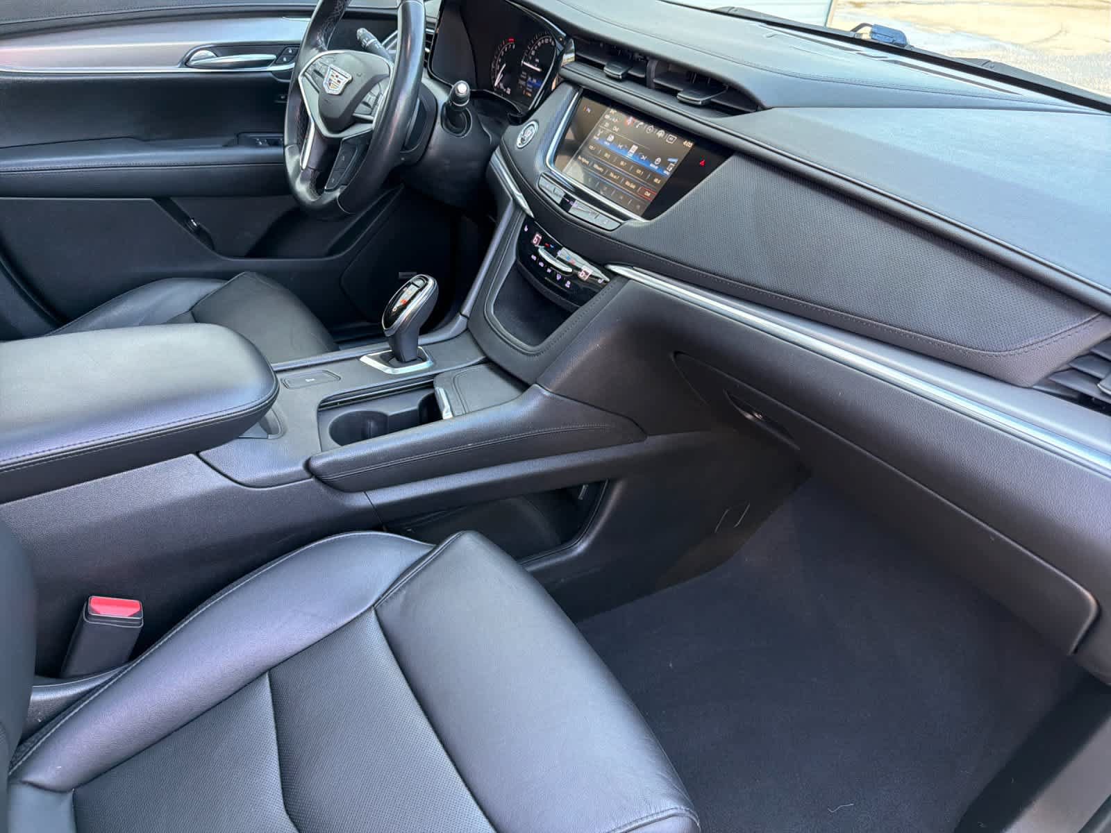 Used 2019 Cadillac XT5 Luxury FWD image 17