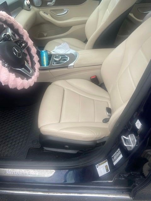 Used 2021 Mercedes-Benz C 300 4MATIC Sedan image 4