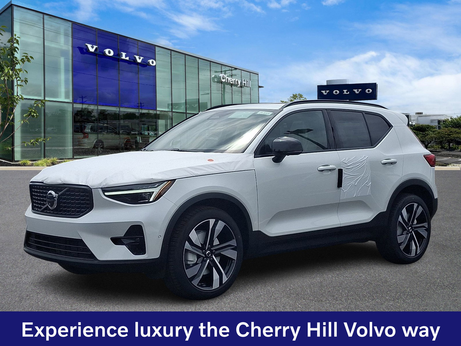 New 2026 Volvo XC40 B5 Ultra w/ Protection Package Premier AWD/4WD image 2