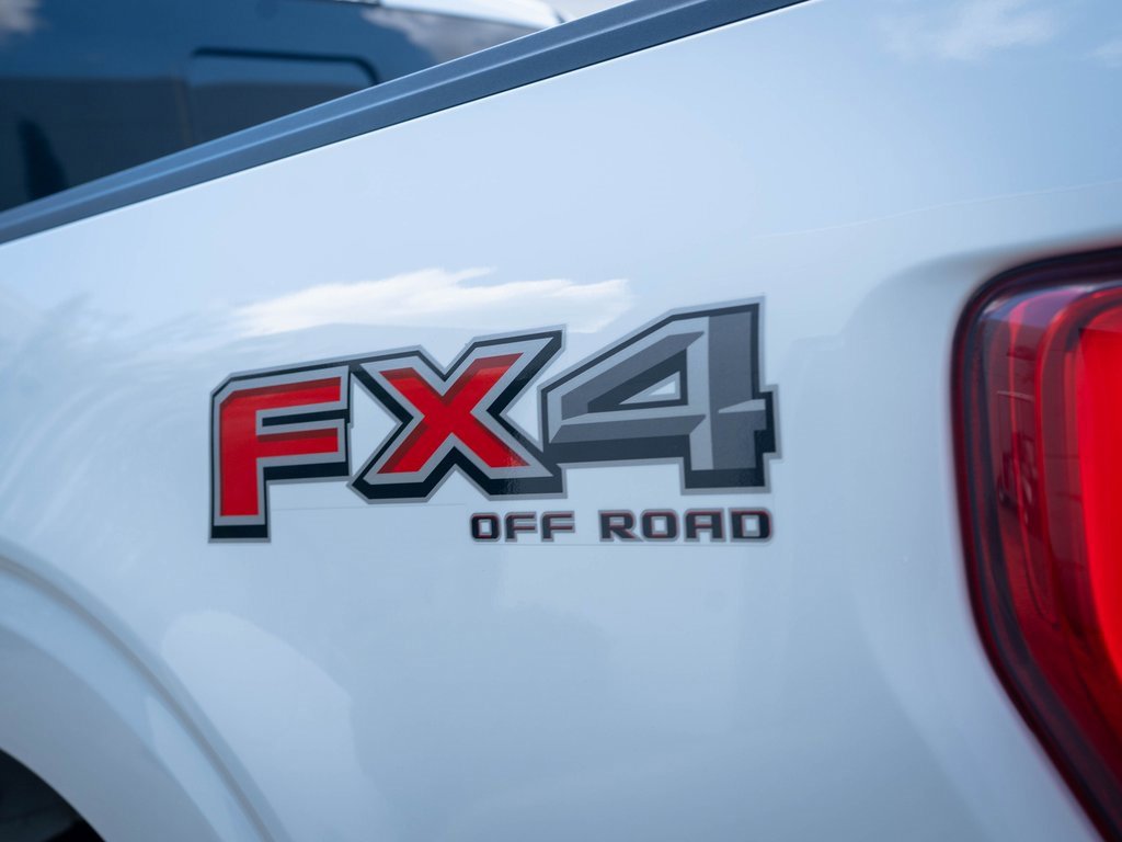 Used 2022 Ford F150 Lariat w/ Trailer Tow Package image 31