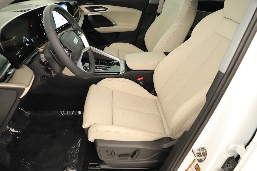 New 2025 Audi Q5 Prestige image 24