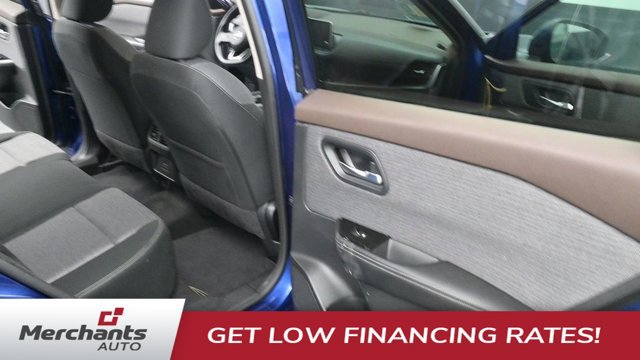 Used 2023 Nissan Rogue SV AWD/4WD image 20