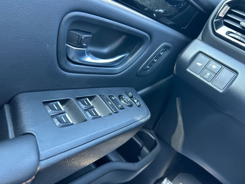 Used 2023 Honda Pilot TrailSport image 30