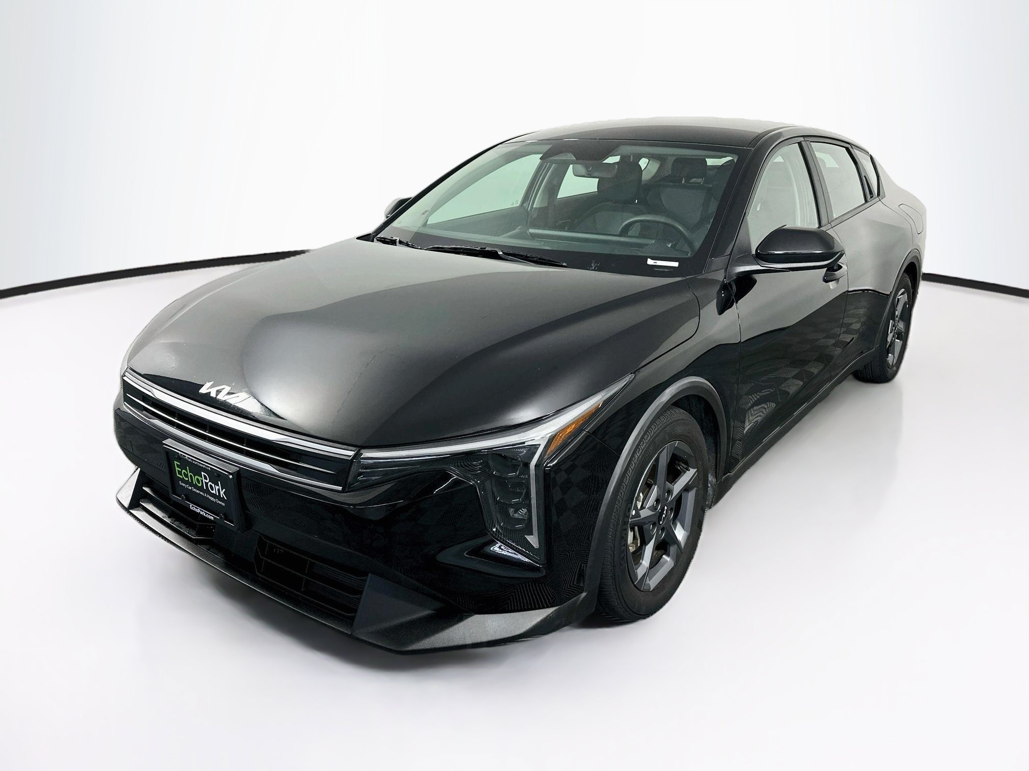Used 2025 Kia K4 FWD image 3
