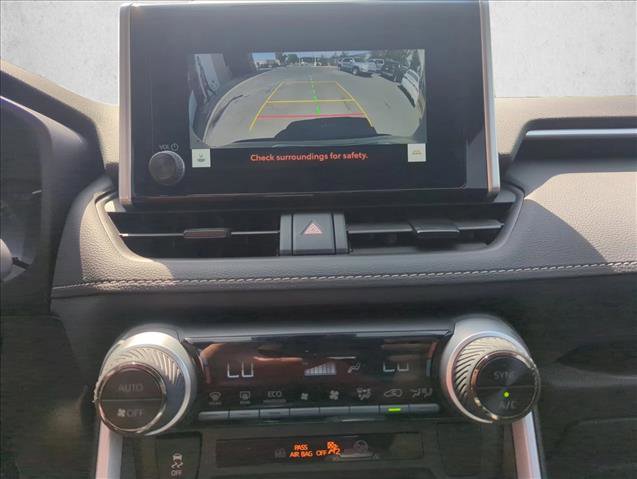 Used 2025 Toyota RAV4 LE AWD/4WD image 20