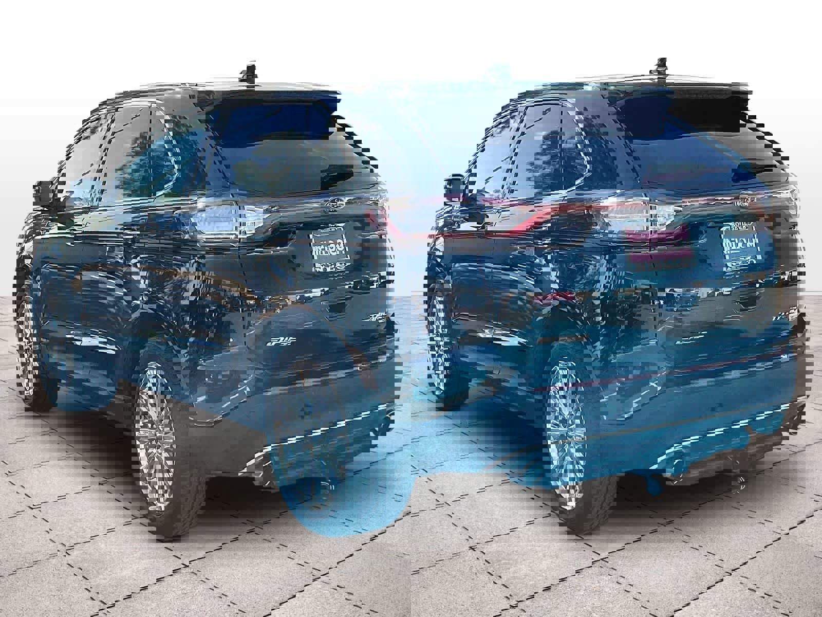 Used 2018 Ford Edge Titanium w/ Equipment Group 301A image 14